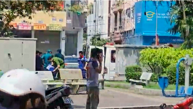 Trích xuất camera hiện trường người đàn ông tử vong bất thường trên vỉa hè ở TP.HCM, hé lộ thời điểm tử vong