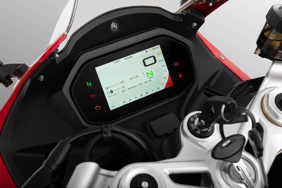 ‘Đỉnh’ hơn Yamaha Exciter 155 VVA, ‘vua côn tay’ 550cc giá rẻ mới ra mắt, có đủ cả ABS 2 kênh và TCS ảnh 6