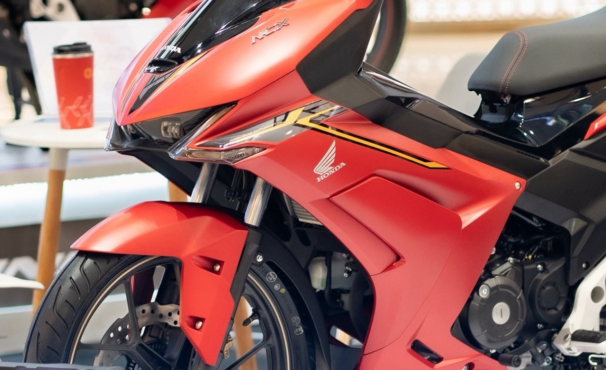 Tin xe máy 20/10: ‘Vua côn tay’ 150cc của Honda về đại lý giá 61 triệu đồng, khắc chế Yamaha Exciter