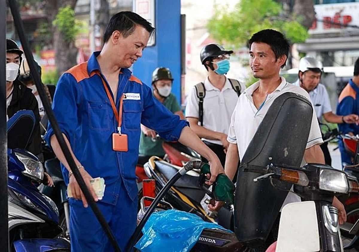 Giá xăng dầu hôm nay 22/10: Đảo chiều bật tăng sau nhiều phiên giảm sâu liên tiếp