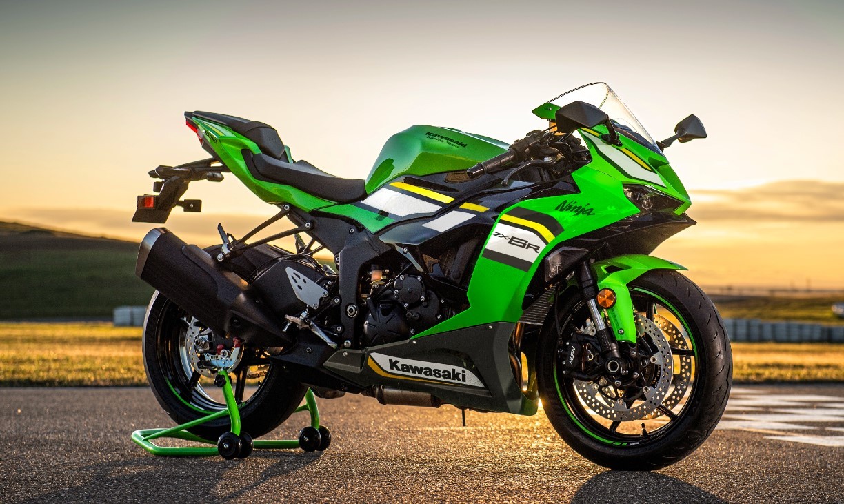 ‘Vua côn tay’ Nhật Bản xịn hơn Yamaha Exciter và Honda Winner R ra mắt tại Việt Nam với giá hấp dẫn ảnh 1