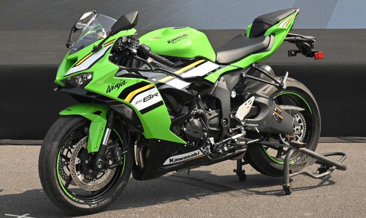 ‘Vua côn tay’ Nhật Bản xịn hơn Yamaha Exciter và Honda Winner R ra mắt tại Việt Nam với giá hấp dẫn ảnh 3