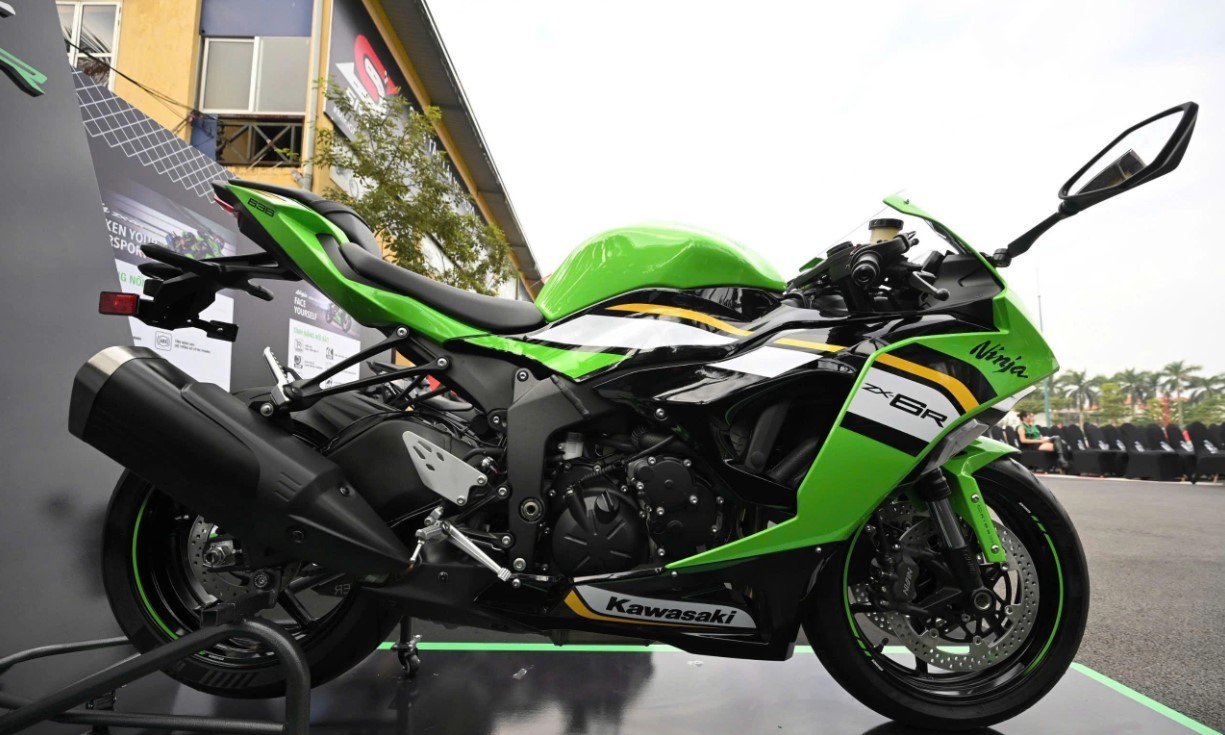 ‘Vua côn tay’ Nhật Bản xịn hơn Yamaha Exciter và Honda Winner R ra mắt tại Việt Nam với giá hấp dẫn ảnh 5