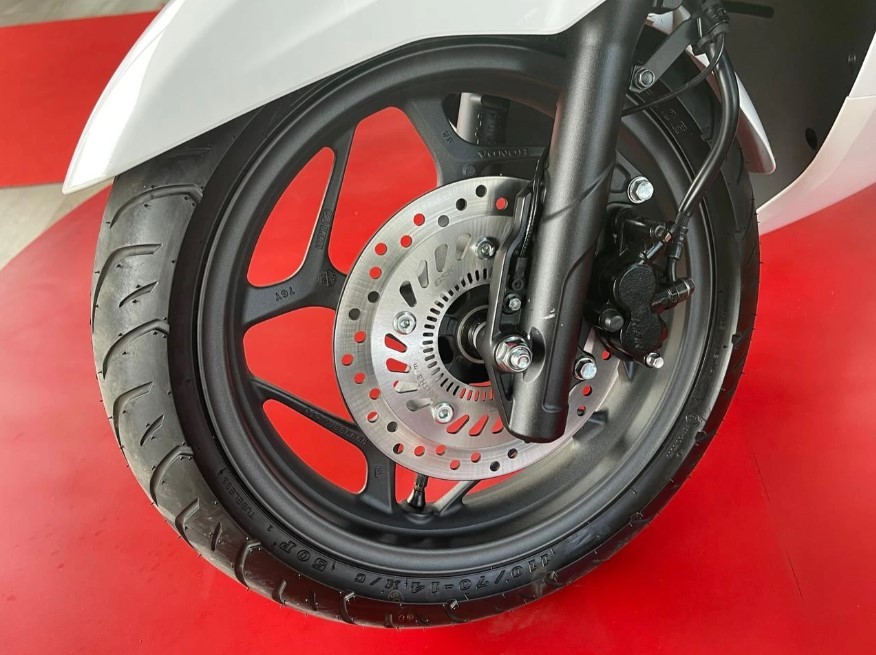 Honda chính thức ra mắt ‘vua xe ga’ 157cc mới thiết kế ấn tượng hơn SH, trang bị lấn át Air Blade ảnh 12