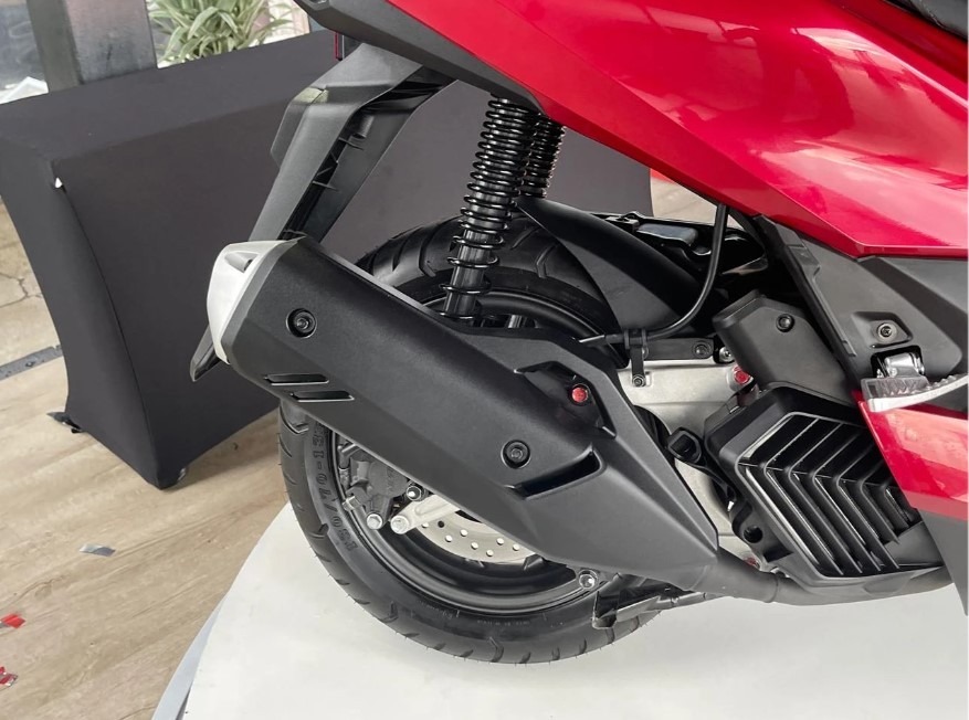 Honda chính thức ra mắt ‘vua xe ga’ 157cc mới thiết kế ấn tượng hơn SH, trang bị lấn át Air Blade ảnh 7