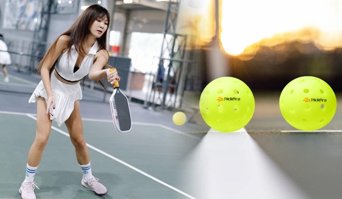 Người chơi pickleball tranh cãi gay gắt bóng \'in\' hay \'out\', hé lộ quy tắc riêng giữ hòa khí