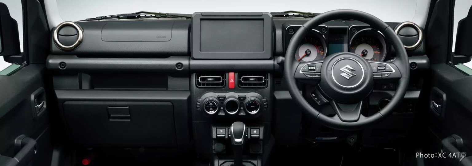 tung-bi-che-vi-dat-ma-chang-co-gi-suzuki-jimny5-1761186845.jpg