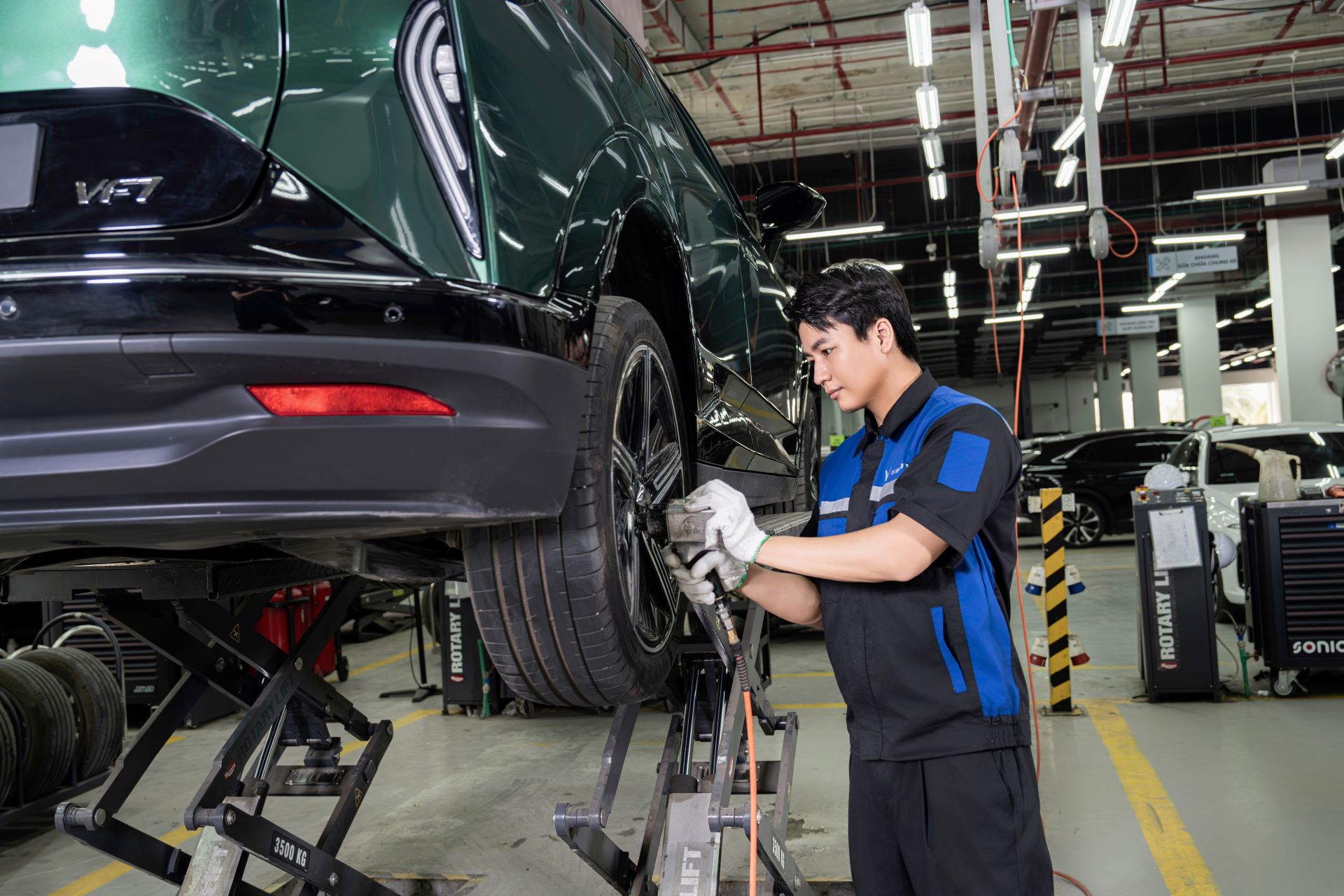Những dịch vụ hậu mãi cực xịn dành riêng cho chủ xe VinFast