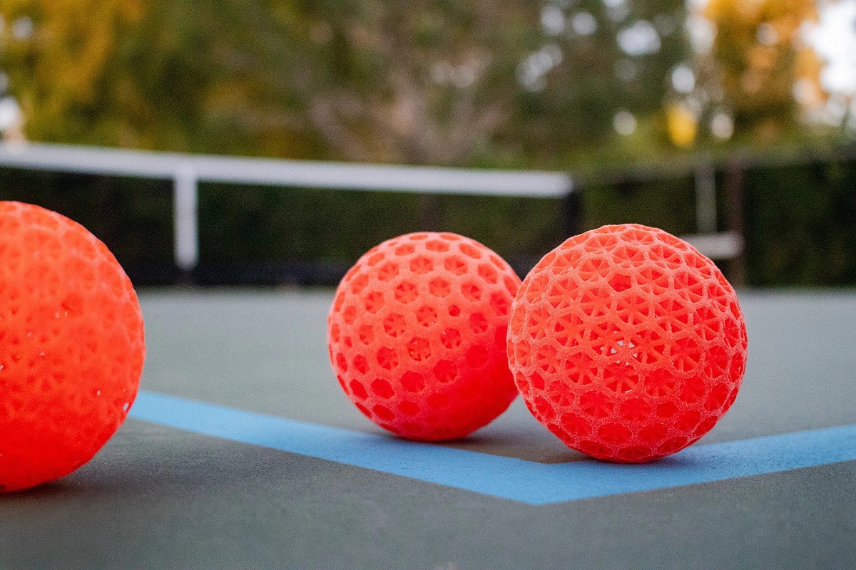 Bóng giảm thanh Pickleball gây tranh cãi, ồn hay không ồn thì vui hơn?
