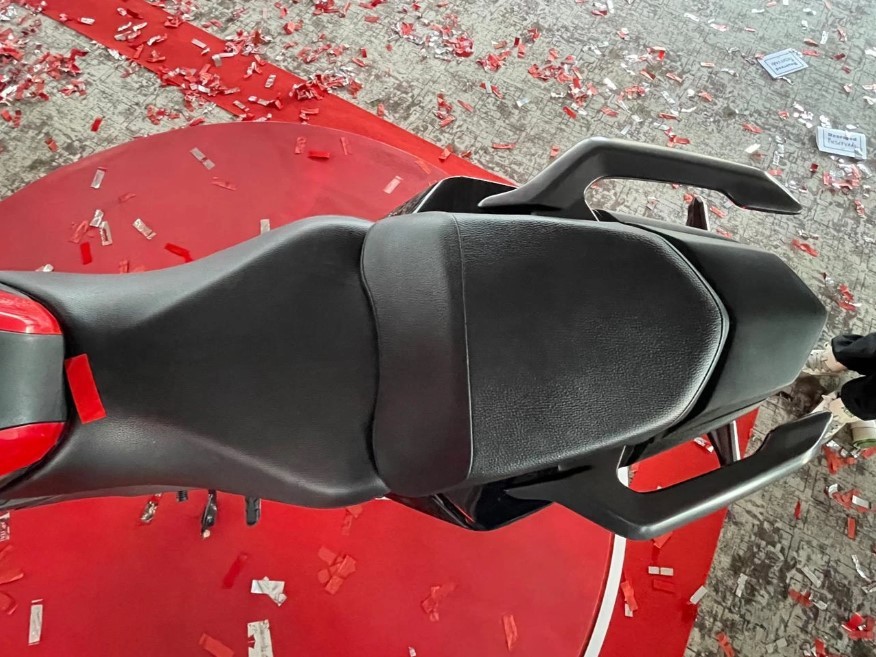 Honda ra mắt 'vua côn tay' 184cc có ABS 2 kênh xịn hơn Winner R và Yamaha Exciter, giá 79 triệu đồng ảnh 11