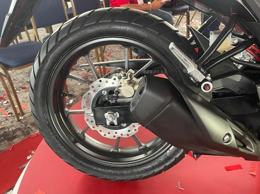 Honda ra mắt 'vua côn tay' 184cc có ABS 2 kênh xịn hơn Winner R và Yamaha Exciter, giá 79 triệu đồng ảnh 5