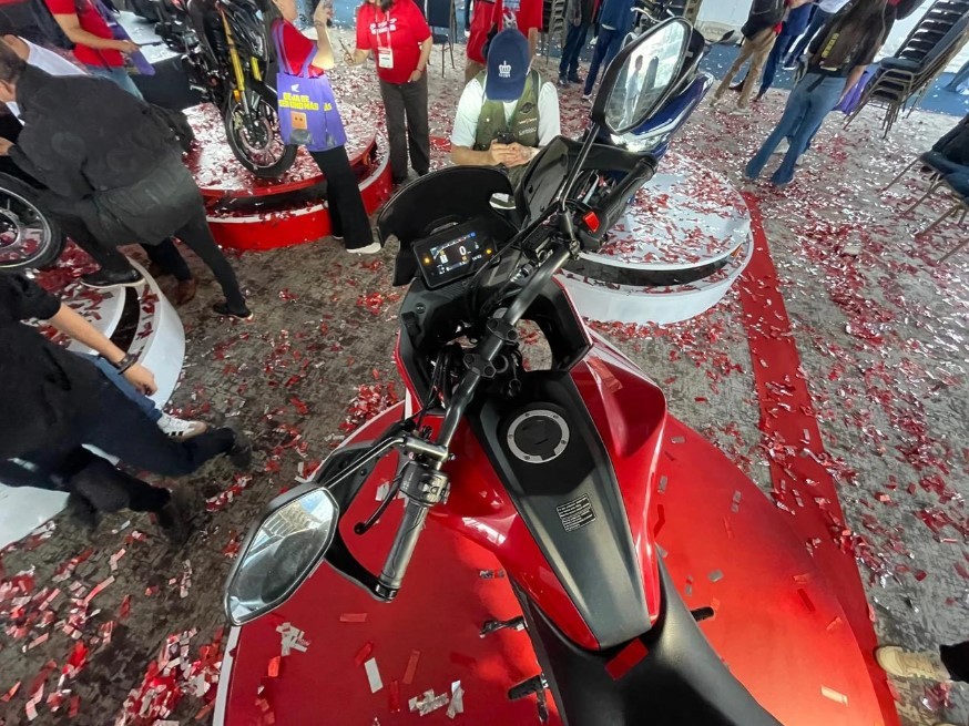 Honda ra mắt 'vua côn tay' 184cc có ABS 2 kênh xịn hơn Winner R và Yamaha Exciter, giá 79 triệu đồng ảnh 8