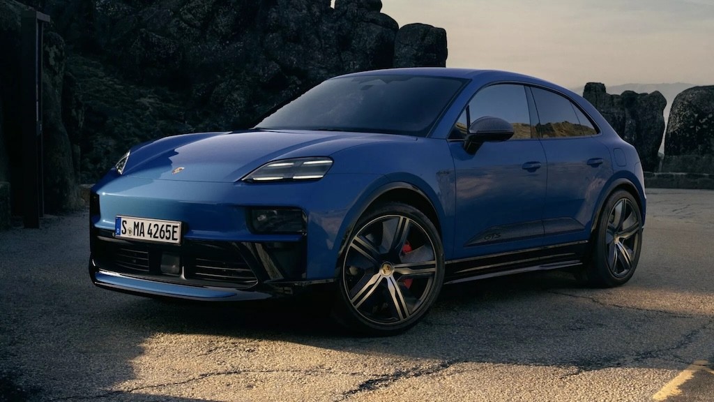 porsche-macan-gts-ra-mat-suv-dien-571-ma-luc-tang-toc-0-100-kmh-trong-38-giay3-1761289729.jpg