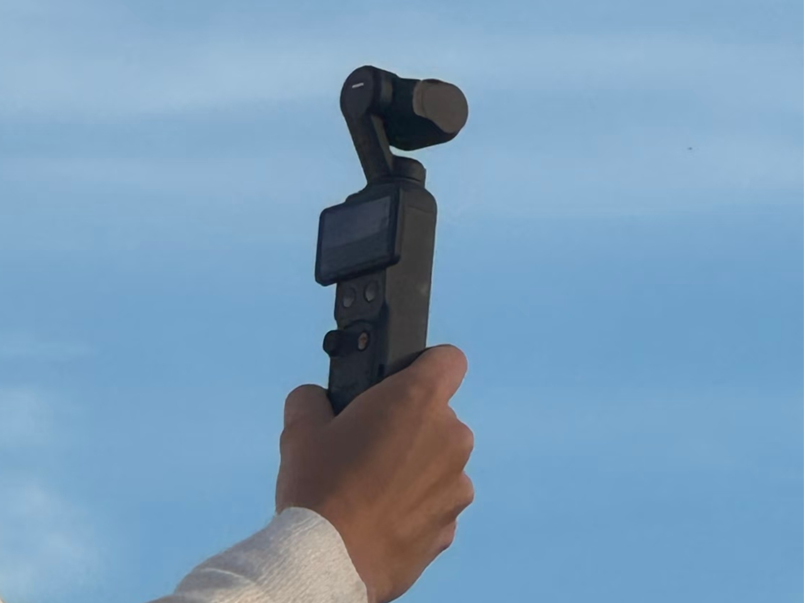 DJI Osmo Pocket 4 rò rỉ thiết kế và trang bị cực hay, xứng tầm vua camera làm vlog, du lịch