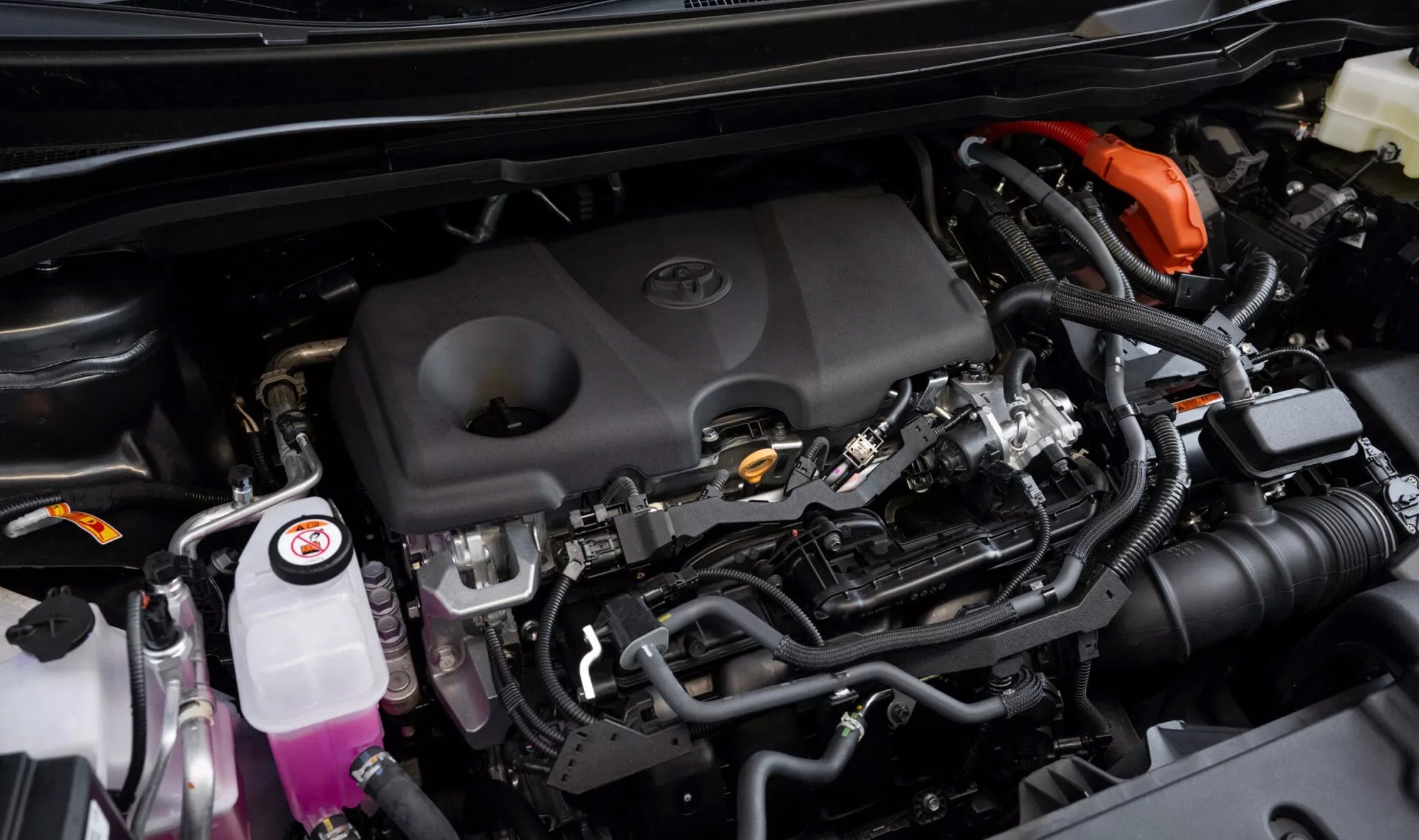toyota-sienna-2026-nhan-nhieu-nang-cap-tien-nghi-chang-kem-kia-carnival2-1761447934.jpg