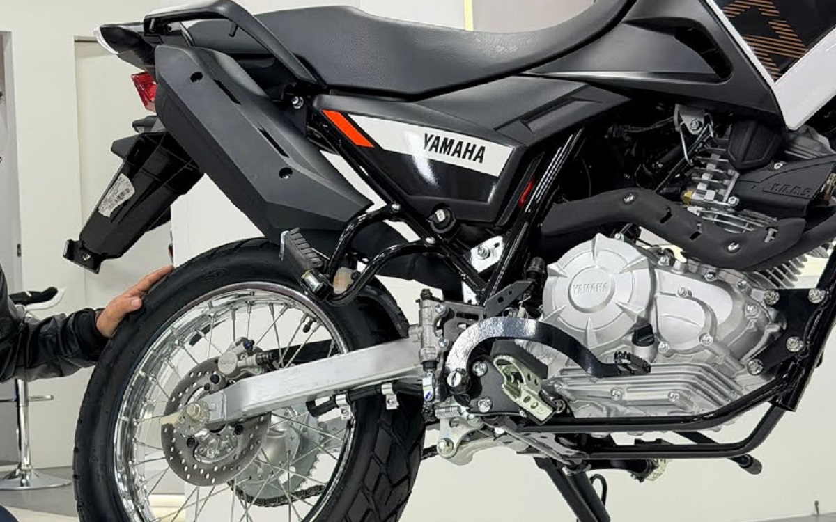 Yamaha chính thức ra mắt ‘vua côn tay’ 150cc mới giá 79 triệu đồng: Thiết kế chất hơn Honda Winner R