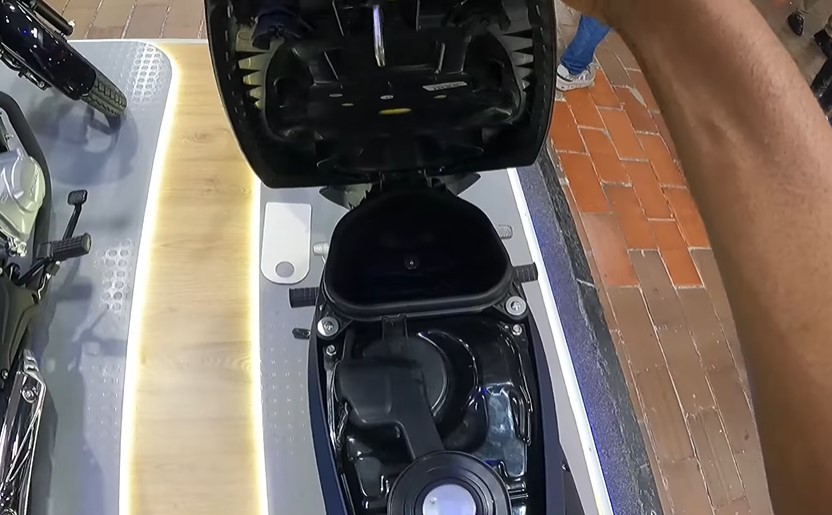 Hạ bệ Honda Future, Suzuki ra mắt ‘vua xe số’ mới tinh, có ABS át vía Wave Alpha, giá dự kiến cực rẻ ảnh 5