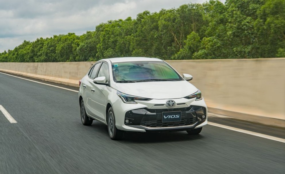 ‘Hạ gục’ Honda City và Hyundai Accent, Toyota Vios giảm giá lăn bánh ‘rẻ như bèo’ cuối tháng 10/2025
