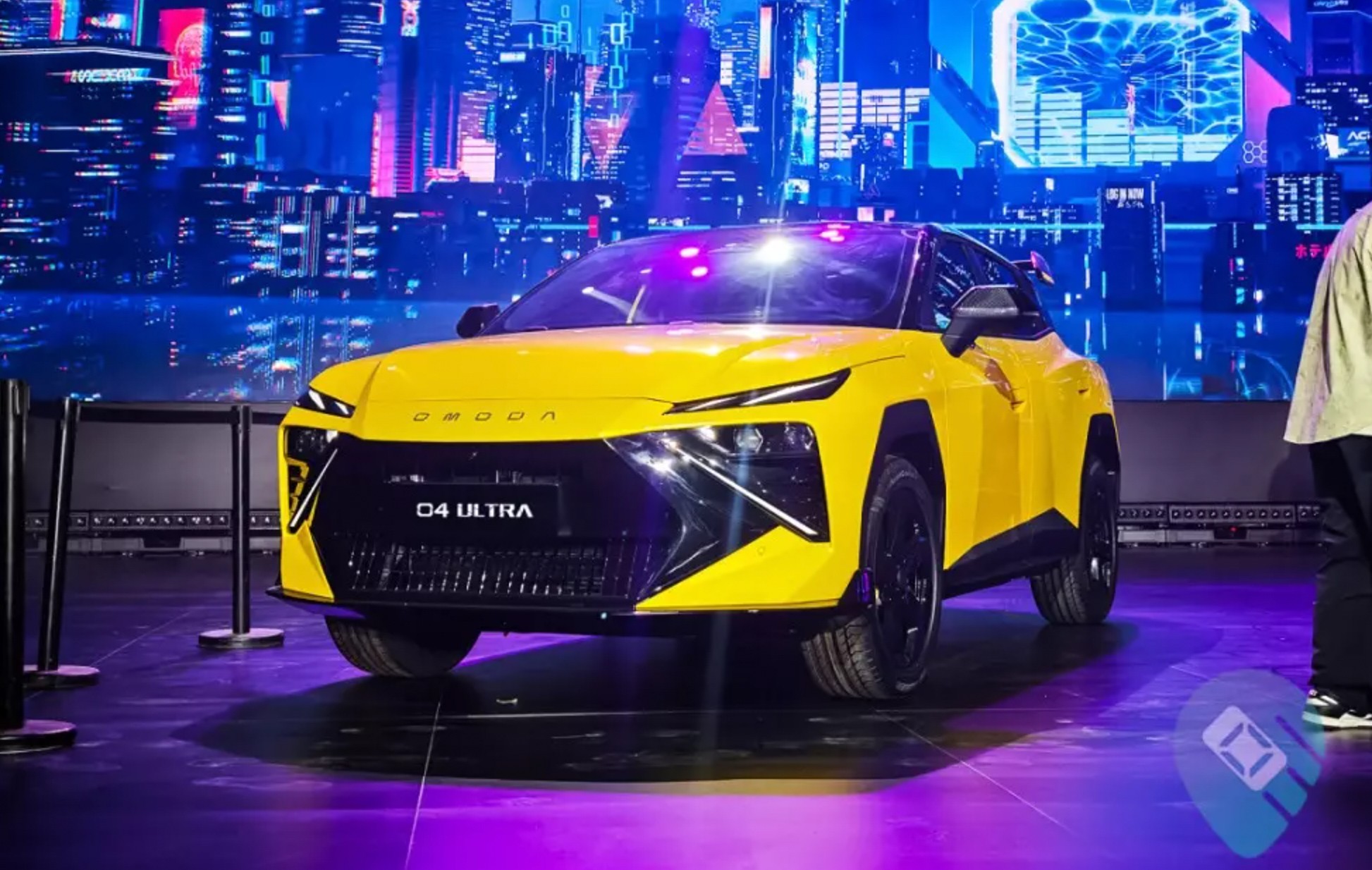suv-co-nho-moi-ra-mat-gay-sot-thiet-ke-hien-dai-doi-choi-cua-toyota-yaris-cross3-1761549085.jpg