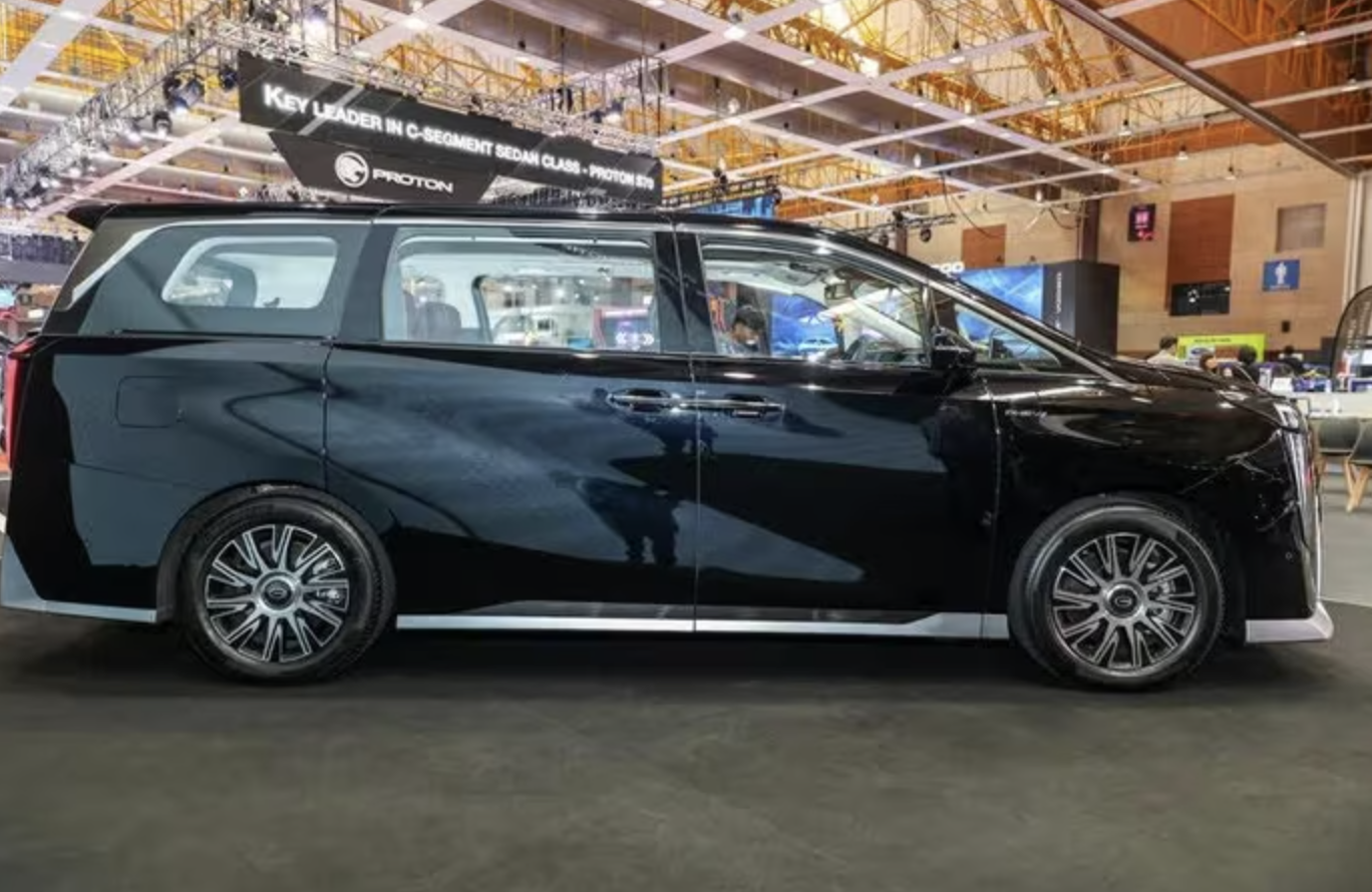 xe-mpv-hybrid-hon-370-ma-luc-tiet-kiem-xang-chi-11-lit100-km-canh-tranh-voi-toyota-alphard3-1761558334.png