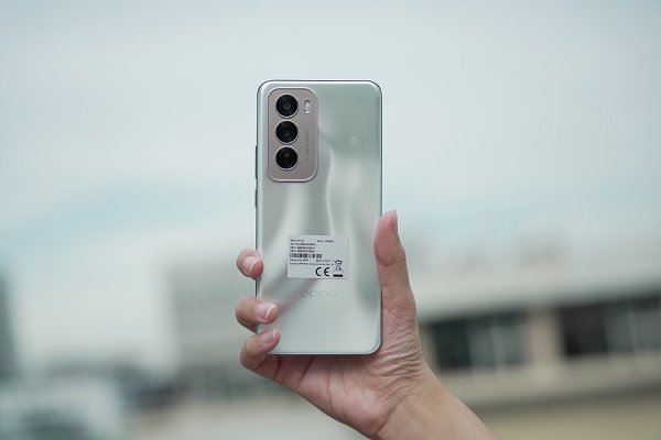 Đây là chiếc điện thoại OPPO giá hơn 8 triệu đáng mua nhất hiện nay, trang bị xịn chẳng kém Galaxy S25