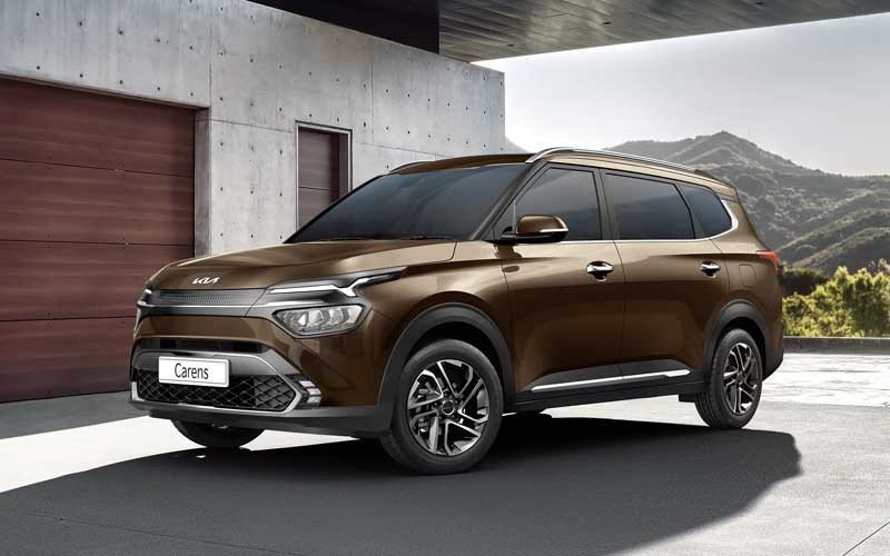 re-hon-mitsubishi-xpander-kia-carens-ra-mat-ban-cng-moi-sieu-tiet-kiem-nhieu-trang-bi-hien-dai2-1761626537.jpg