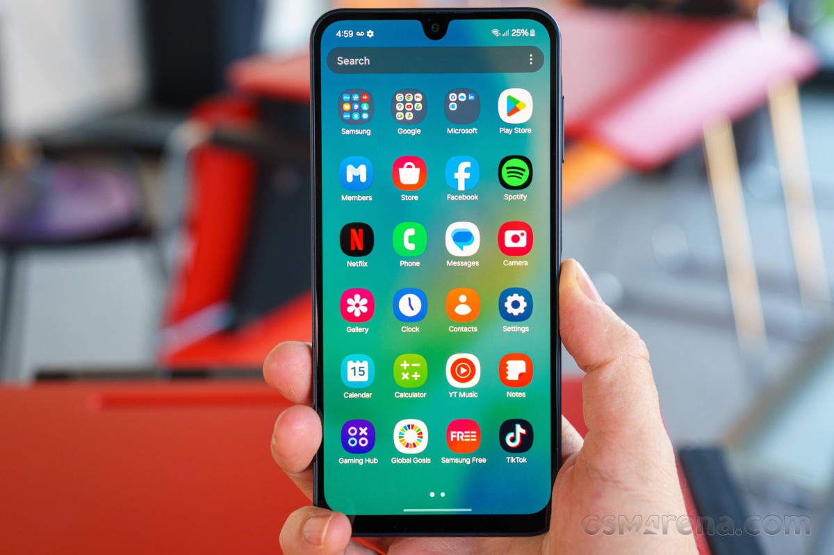 Đây là chiếc điện thoại Samsung giá hơn 5 triệu đáng mua nhất hiện nay, AI xịn chẳng kém Galaxy S25