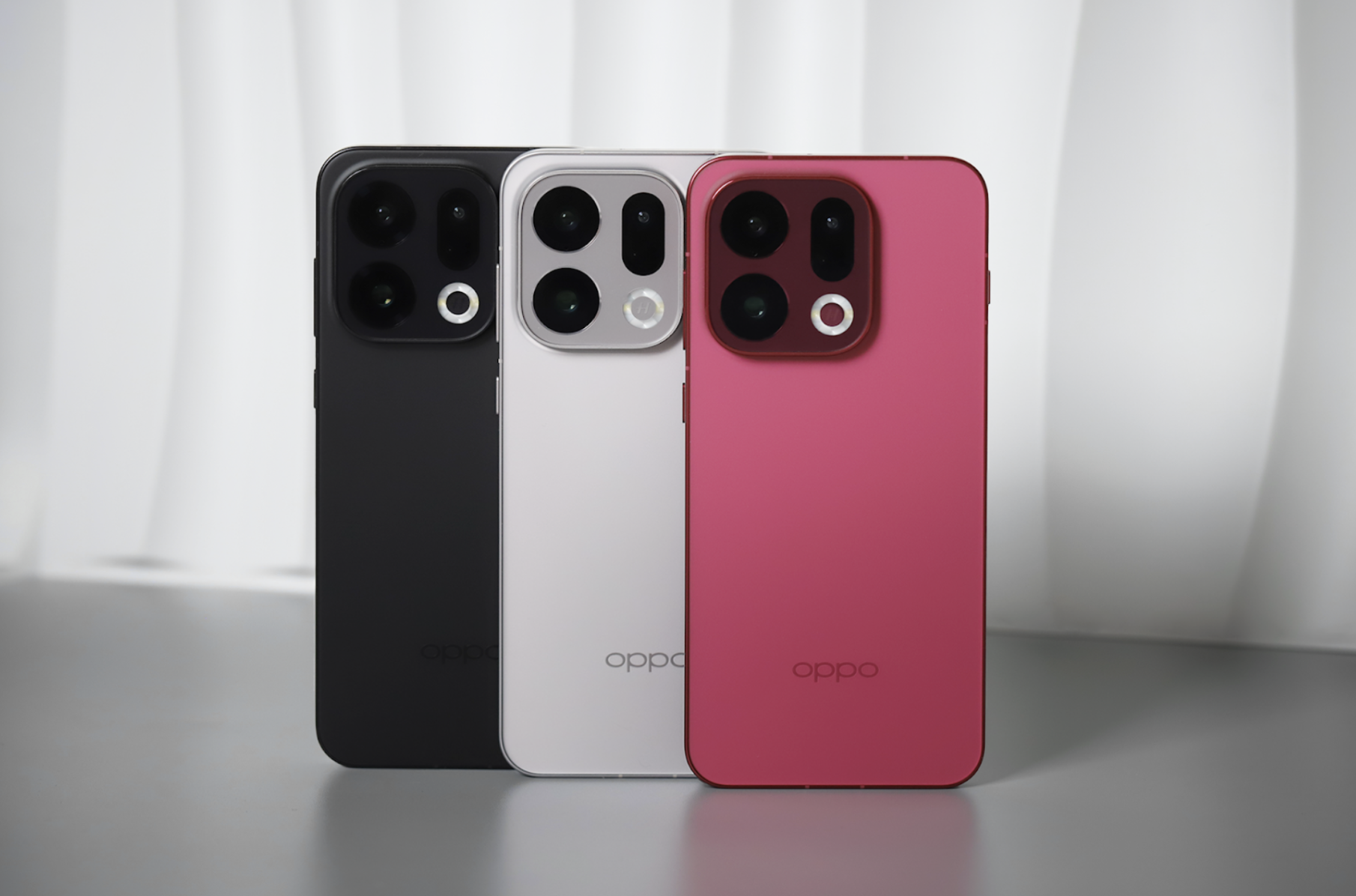 OPPO Find X9 Series ra mắt tại Việt Nam: Flagship toàn diện với camera Hasselblad 200MP và pin 7500mAh Silicon Carbon