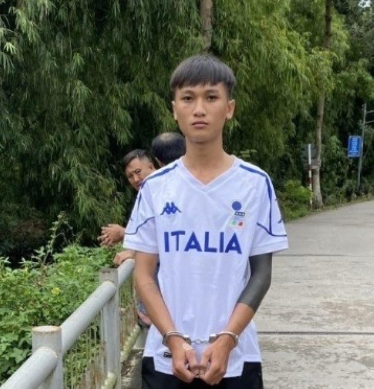 Chỉ vì 7 triệu, nam thanh niên đến nhà mẹ người yêu cũ đòi tiền rồi chém người không thương tiếc