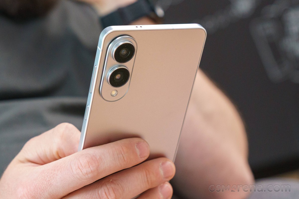 Samsung đang phát triển smartphone mỏng hơn cả Galaxy S25 Edge, tham vọng phá vỡ giới hạn