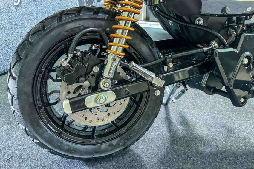 Tin xe 30/10: Ra mắt ‘vua côn tay’ mới giá 43 triệu đồng, khắc chế Yamaha Exciter và Honda Winner R