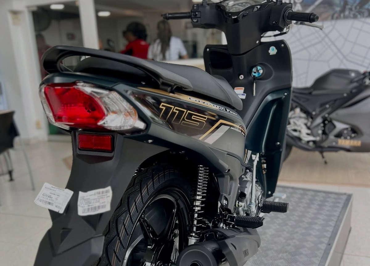 Tuyên chiến Honda Future, Yamaha mở bán ‘huyền thoại xe số’ 115cc mới đẹp hơn RSX, giá 39 triệu đồng