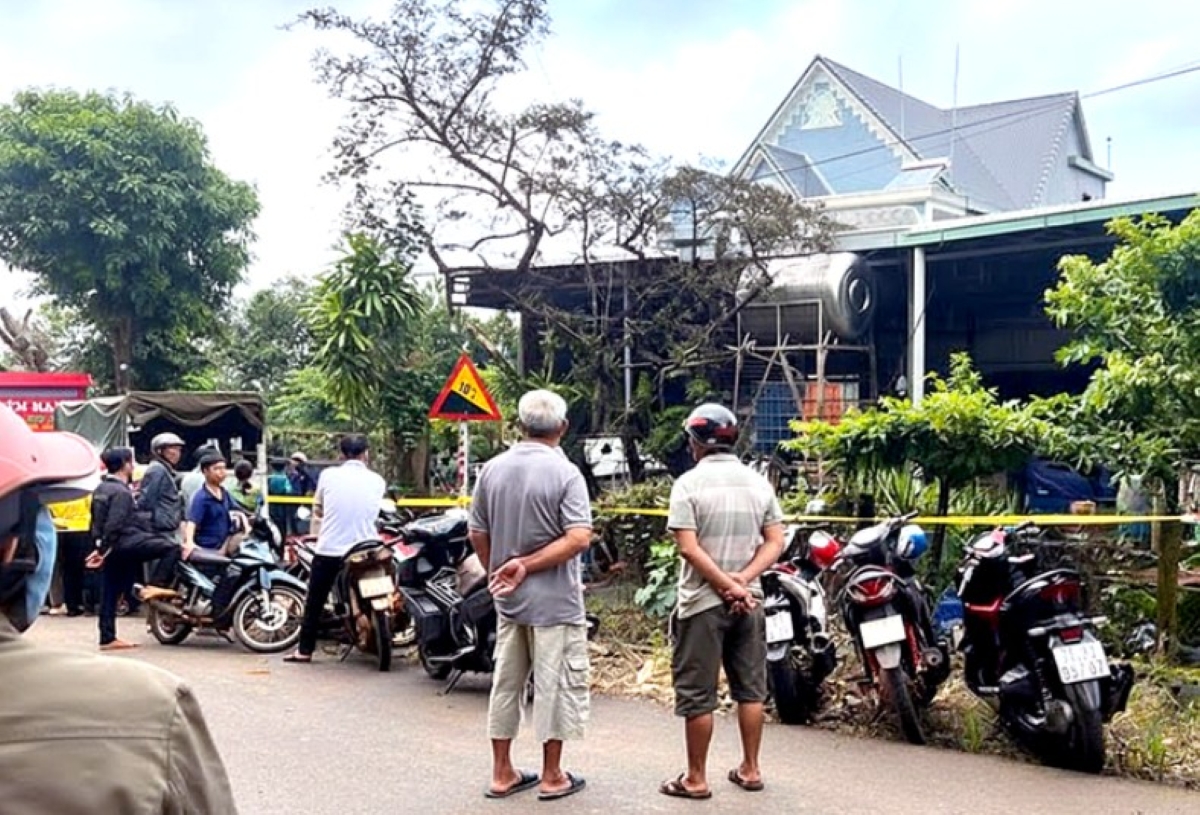 Hé lộ nguyên nhân khiến cụ ông 60 tuổi tử vong trong căn nhà khóa trái ở TP.HCM: Liên quan đến vợ?