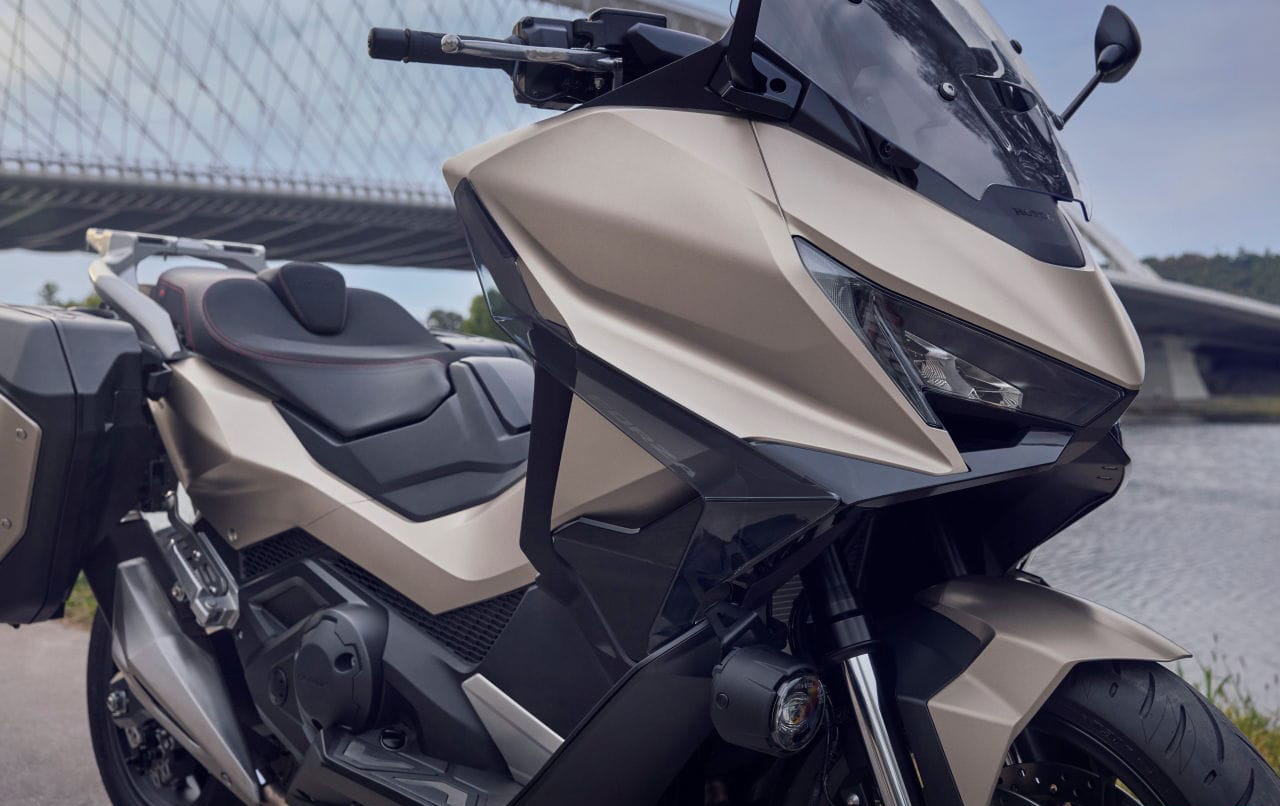 ‘Quái thú xe ga’ mới của Honda chính thức ra mắt với giá ‘mềm’, trang bị vượt xa cả SH và Air Blade