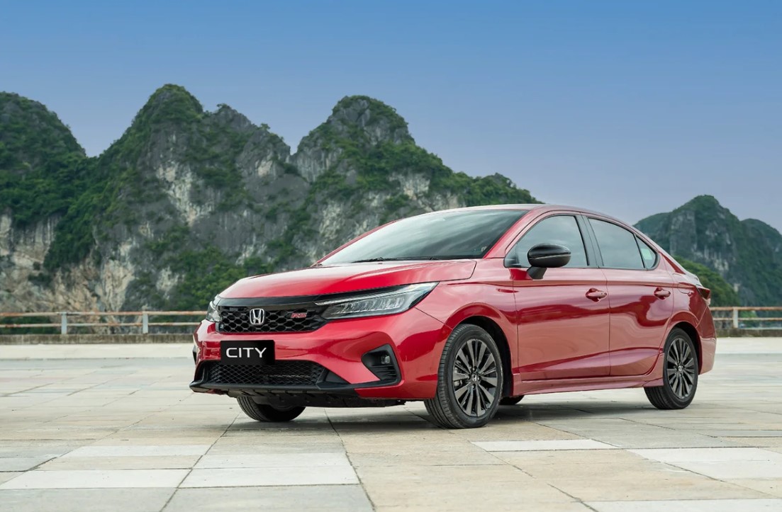 Honda City giảm giá lăn bánh cực sâu đầu tháng 11/2025, ‘thách đấu’ Toyota Vios và Hyundai Accent