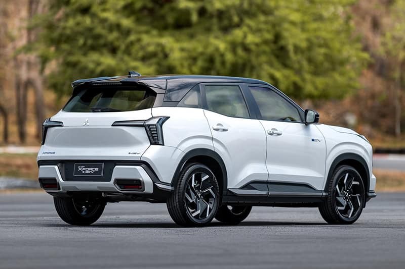 2mitsubishi-xforce-hev-2026-ra-mat-gia-tu-727-trieu-dong-thach-thuc-lon-voi-toyota-yaris-cross-1762227098.jpg
