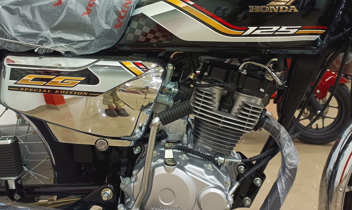 Tin xe máy 4/11: ‘Huyền thoại xe số’ 125cc mới của Honda về đại lý, thiết kế đỉnh, giá 23 triệu đồng