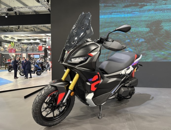 Chính thức ra mắt ‘ông hoàng xe ga Ý’ mới thiết kế đẹp át vía Honda Air Blade, trang bị áp đảo SH ảnh 3
