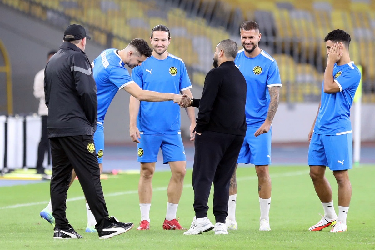 Lộ diện người chống lưng Malaysia, kình địch ĐT Việt Nam \'lật kèo\' FIFA vào phút chót?