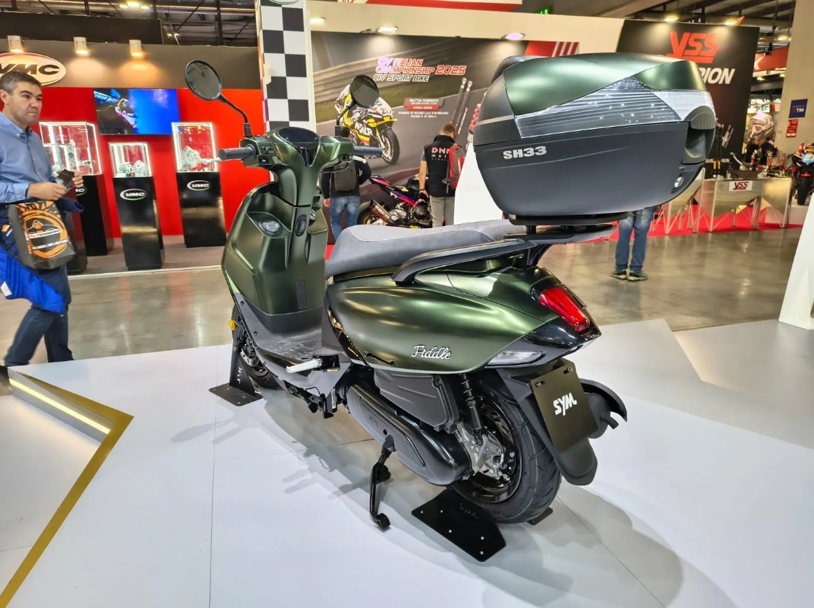 ‘Khắc tinh’ của Honda SH Mode chính thức trình làng: Thiết kế sang trọng, có đủ cả ABS 2 kênh và TCS ảnh 6