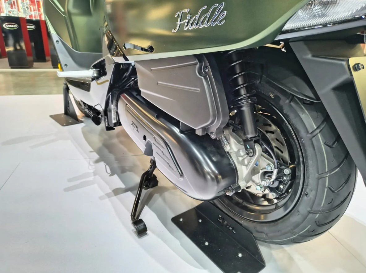 ‘Khắc tinh’ của Honda SH Mode chính thức trình làng: Thiết kế sang trọng, có đủ cả ABS 2 kênh và TCS ảnh 7