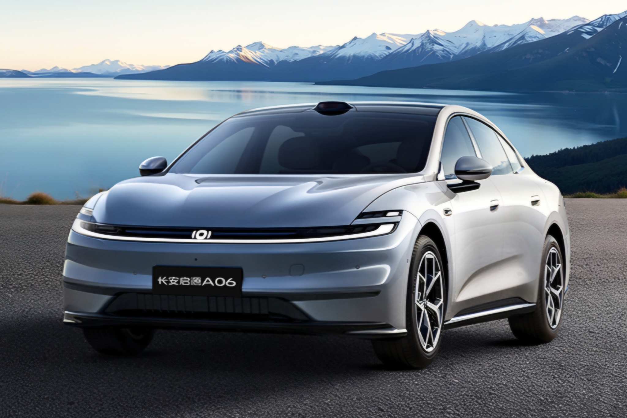 Sedan hạng D mới ra mắt ‘đe nẹt’ Toyota Camry: Giá chỉ hơn 400 triệu đồng, phạm vi di chuyển 2120 km