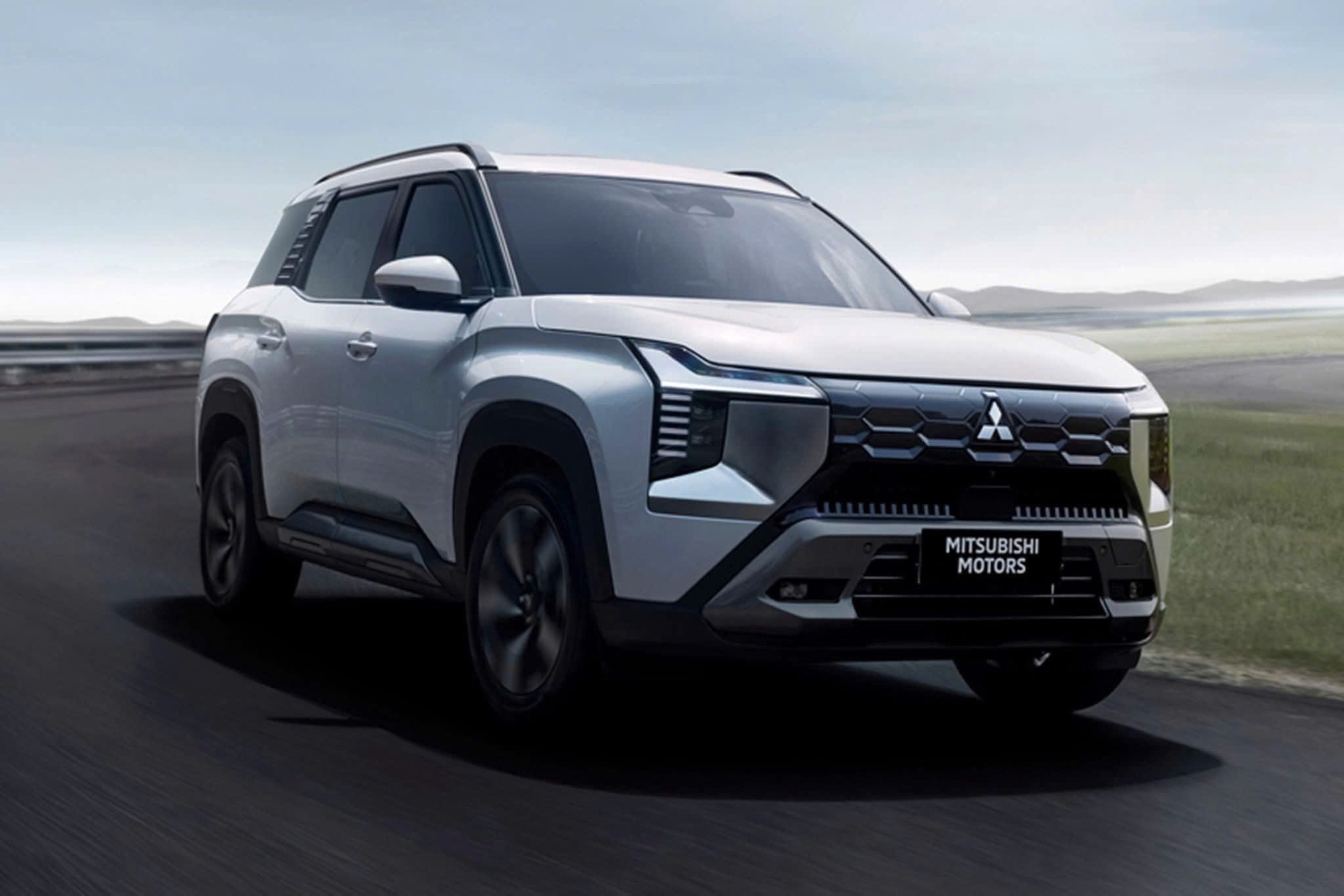 Mitsubishi Destinator đổ bộ Việt Nam, gây bão với ngoại hình hầm hố và công nghệ thông minh