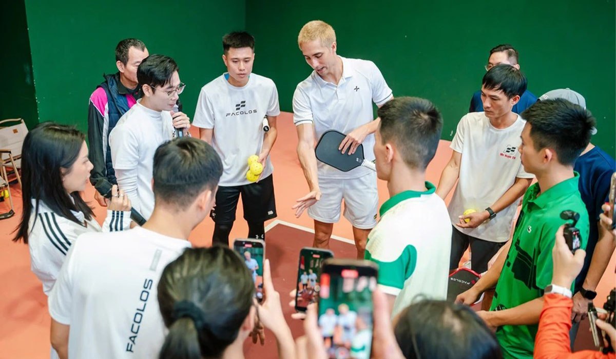Buổi học pickleball đắt nhất Việt Nam: HLV quốc tế kèm 1:1, mức giá gây sốt cộng đồng mạng