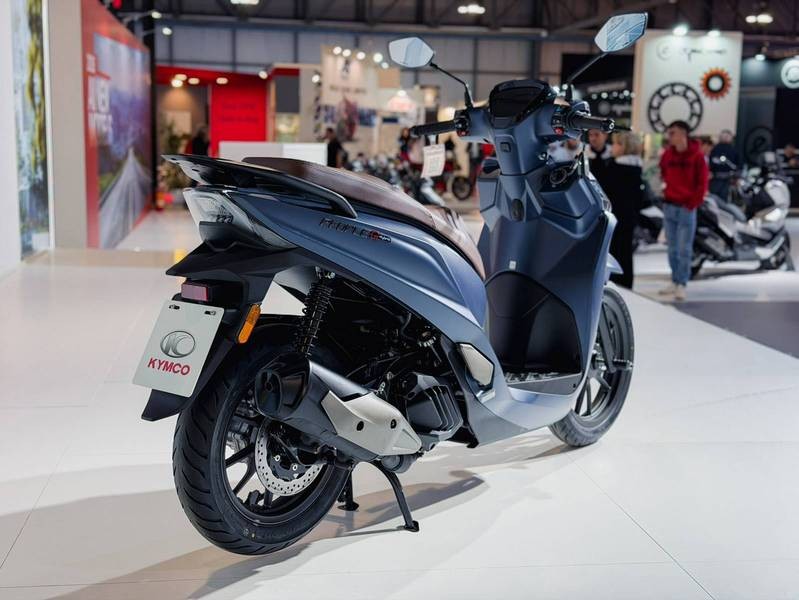 ‘Soán ngôi’ Honda SH, ‘vua xe ga’ 125cc mới thiết kế đẹp long lanh ra mắt, có cả ABS 2 kênh và TCS ảnh 2