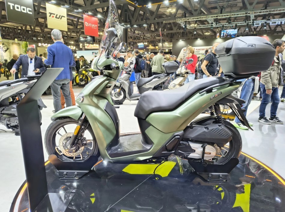 Tin xe hot 11/11: ‘Kỳ phùng địch thủ’ của Honda SH ra mắt, hứa hẹn ‘gây sốt’ với giá rẻ hơn SH Mode ảnh 1