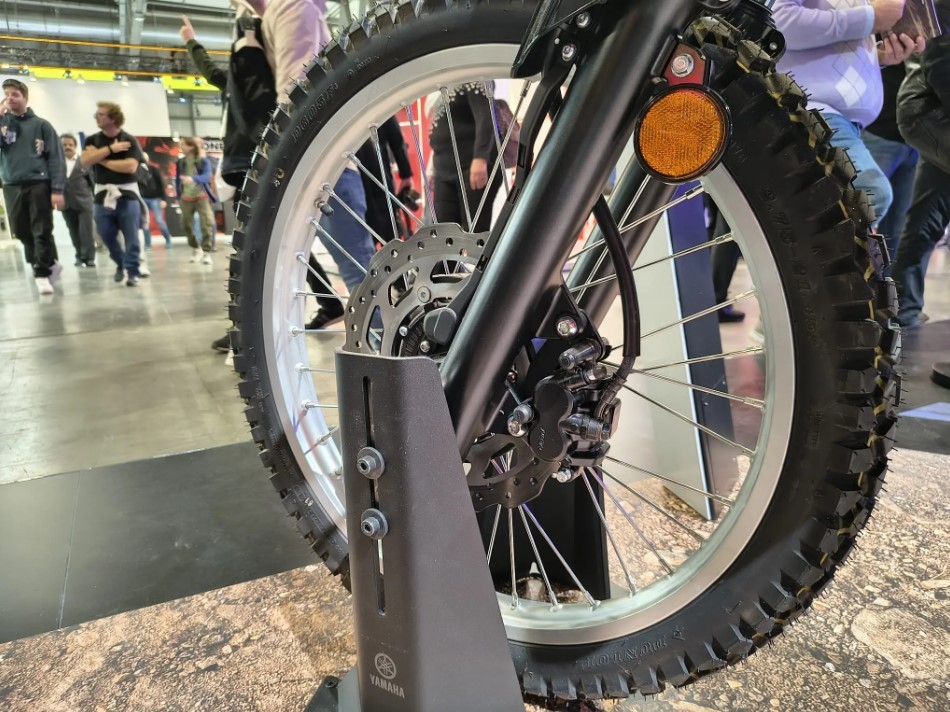 Yamaha chính thức ra mắt ‘vua côn tay’ 125cc mới đẹp 'lịm tim', có ABS như Exciter và Honda Winner R ảnh 5