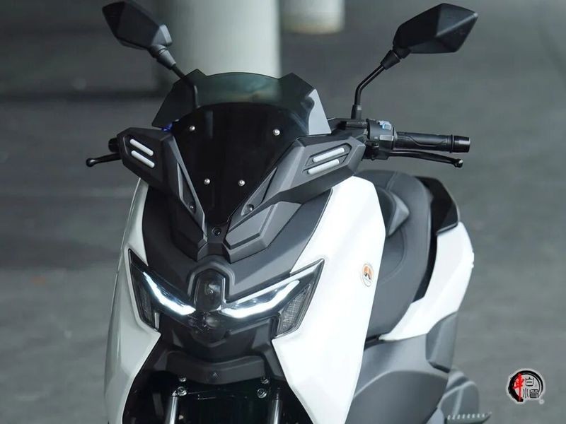 ‘Xe ga quốc dân’ mới giá 29 triệu đồng chính thức trình làng, rẻ hơn Honda Vision mà 'xịn' ngang SH ảnh 3