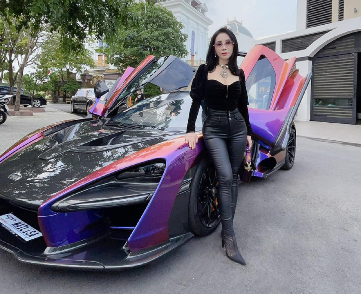 Choáng ngợp bộ sưu tập siêu xe trăm tỷ của vợ chồng Mailisa – Hoàng Kim Khánh