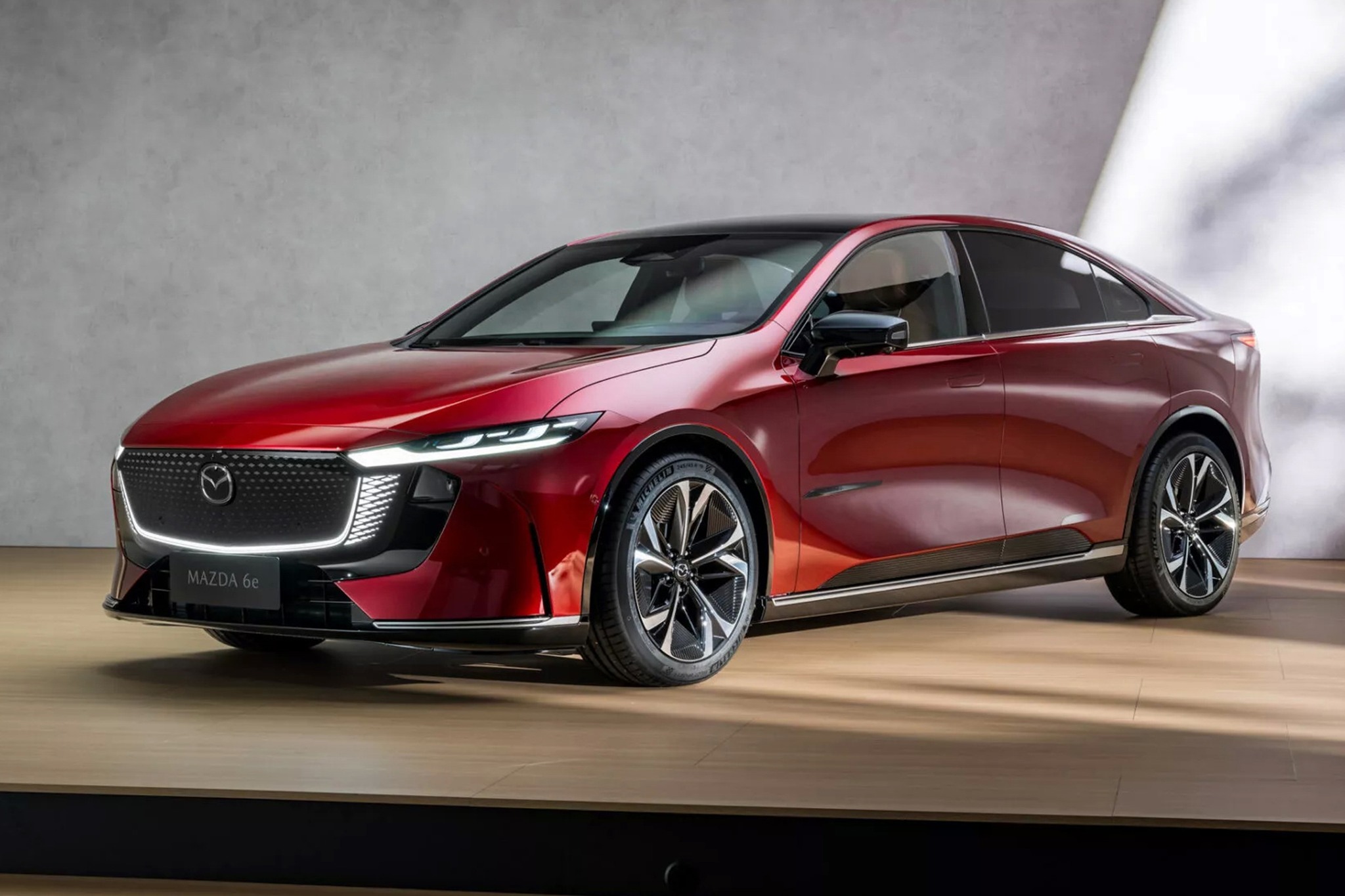 Mazda 6e chốt lịch ra mắt, hâm nóng cuộc đua sedan điện trước ngày về Việt Nam